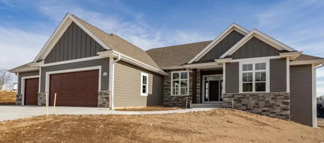 For Sale W253N5552 Crescent Hill Drive